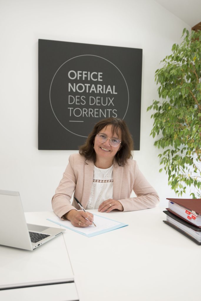 DELPHINE ALVIN-BESSON